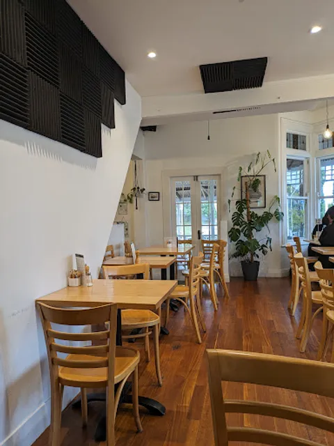 Bread and butter eatery