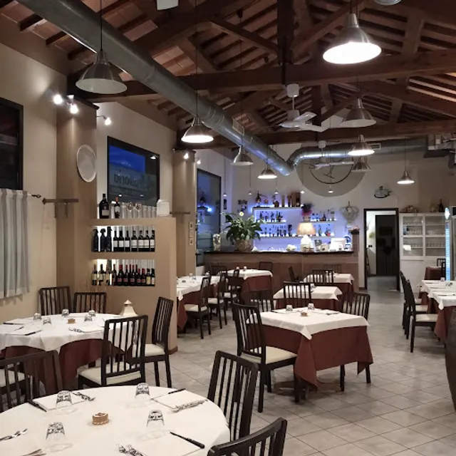 Trattoria Pizzeria "TAGLIERE & BICCHIERI"