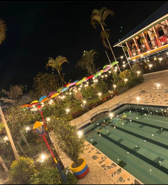 Parrilla, Restaurante, Fonda, Heladería Pigmentos