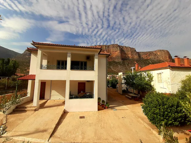 "Action" House in Leonidio