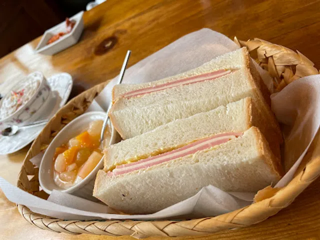 ウッドハウスてつ