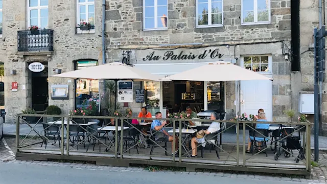 Au Palais d'Or