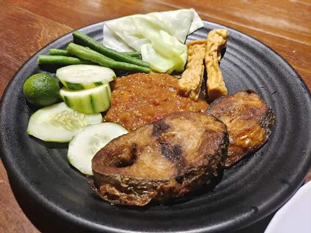 Restaurant Muara (Imperial)