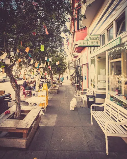 Hazel's Kitchen (Sandwich Shop)