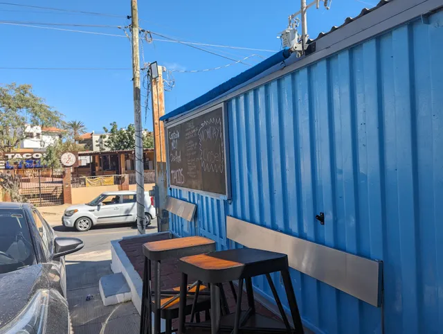 Captain MOY - Seafood tacos y más!