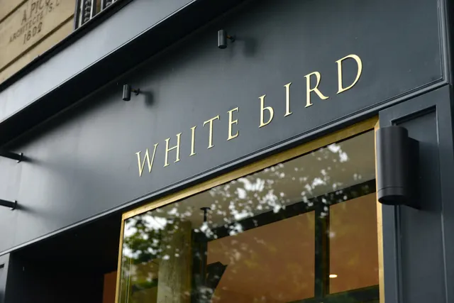 WHITEbIRD