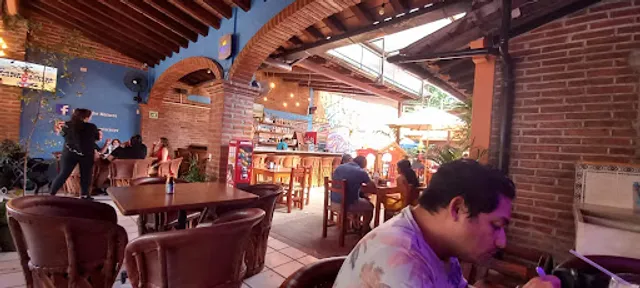 La Comadre mariscos pv