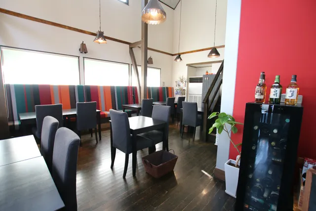 ダイニングレストラン アジール