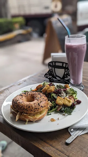 SUR Barra de café, pan y mezcal