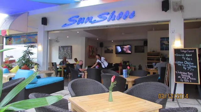 Sun Shooters Restaurant and Shooters Bar