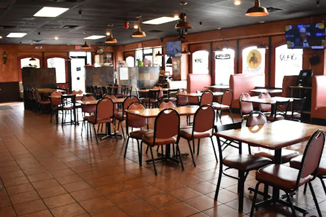 El Toreado Restaurant Bar & Grill . EP True