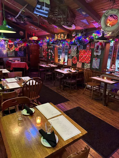 Barnacle Bud's Presents Gene's Supper Club On The River