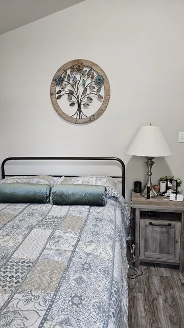 BoxDrop Mattress of Kyle/Buda