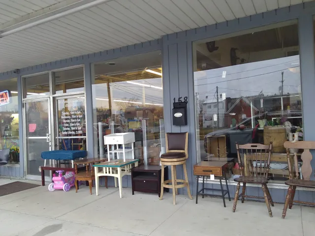 Jennifer's Furniture and Collectables