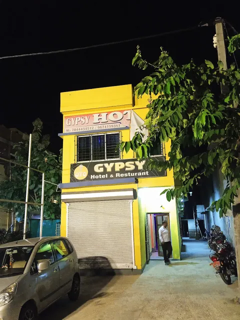 Hotel O Gypsy and Restaurant