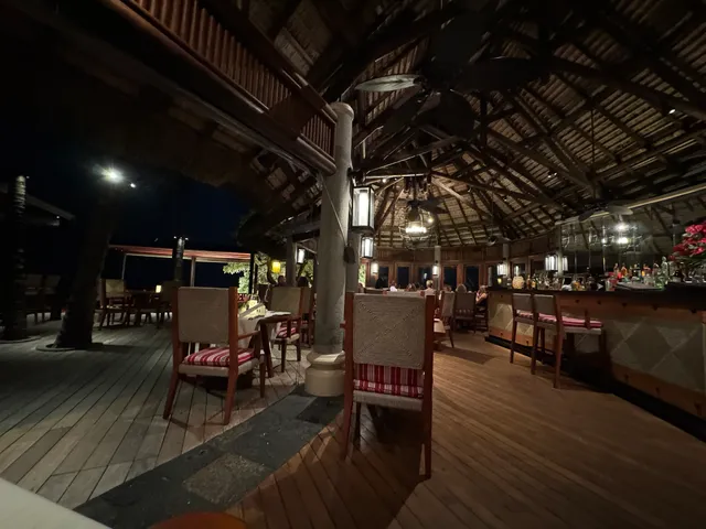 La Spiaggia Restaurant & Bar