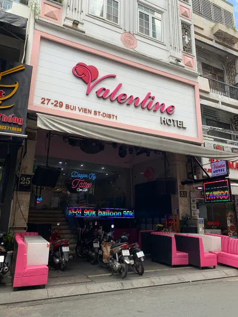 Valentine Hotel