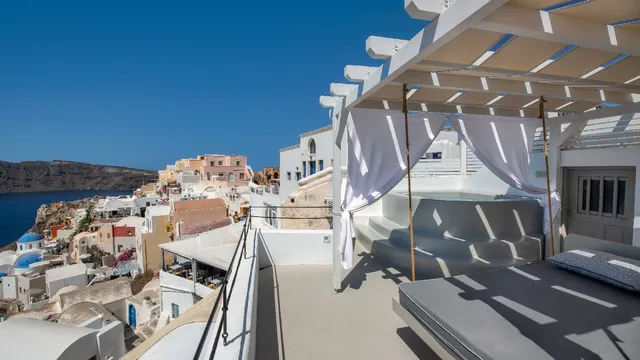 Kaleidoscope Oia Suites