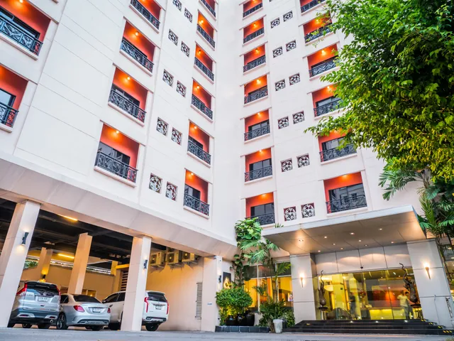 Atrium Boutique Resort Hotel