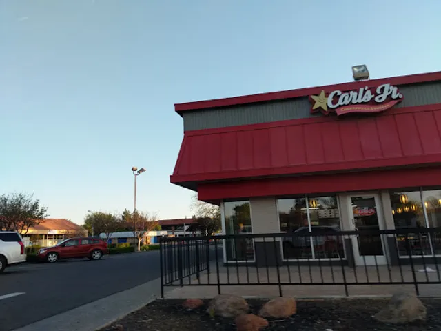 Carl’s Jr.