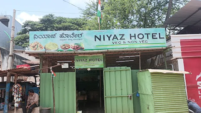 Niyaz hotel