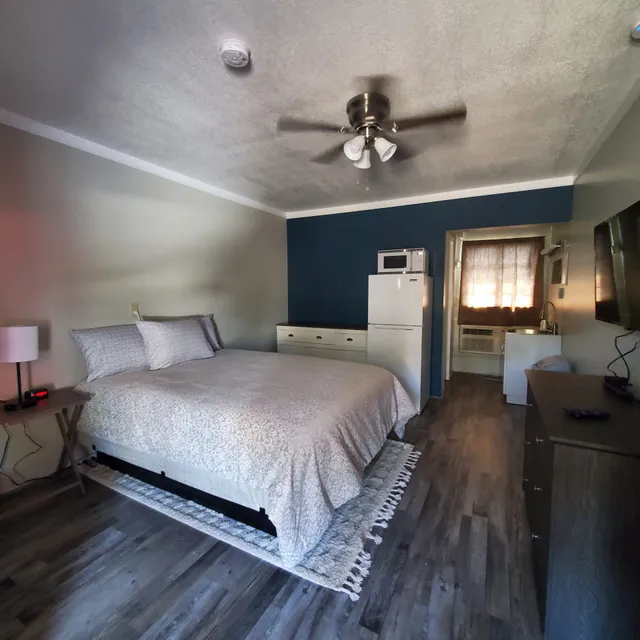 The Cannonball Motel and Extended Stay