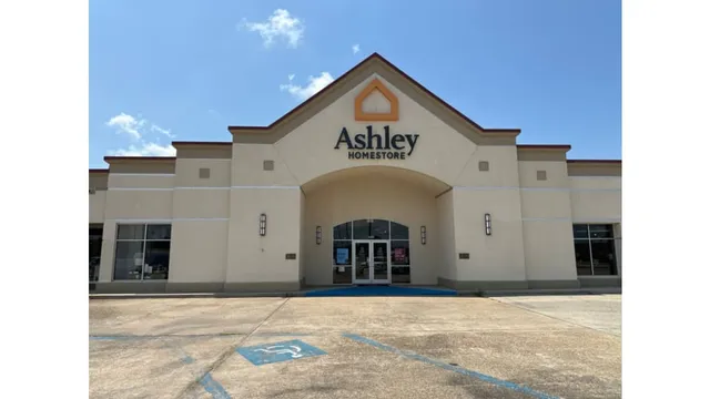 Ashley Store