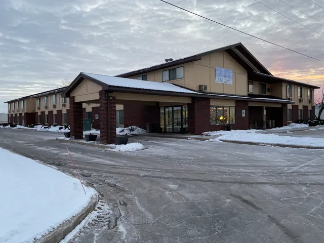 AmeriVu Inn & Suites Shawano WI