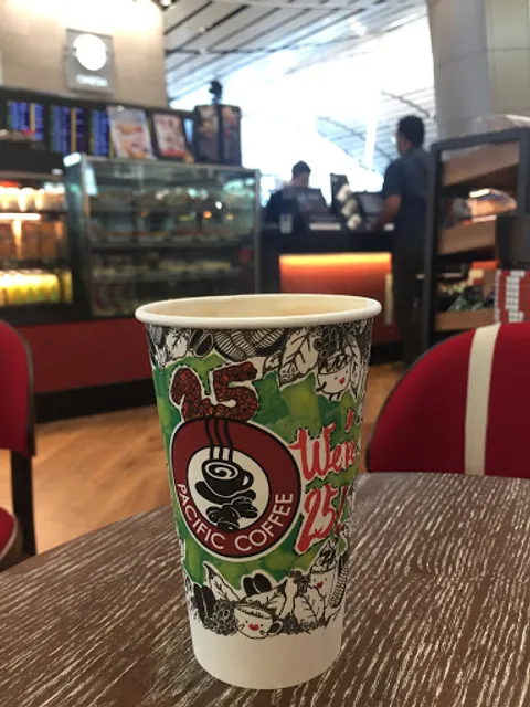 Starbucks - Hong Kong International Airport North Satellite Concourse