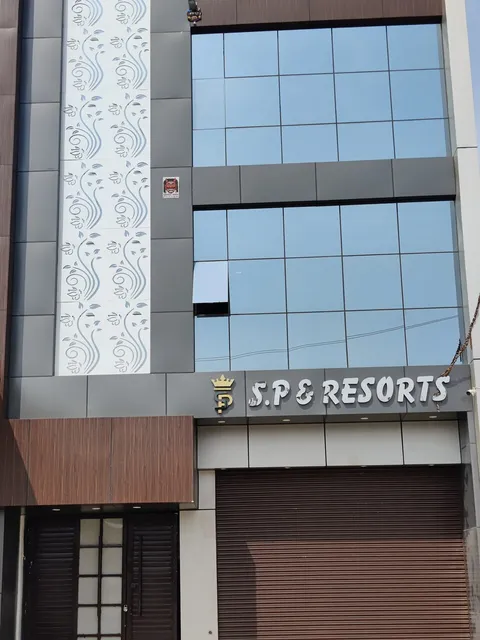 OYO S P & Resorts