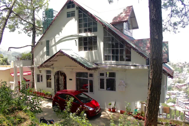 Whistling Pines Homestay