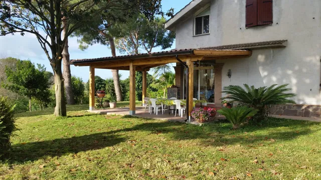 La Finestra sul Cortile