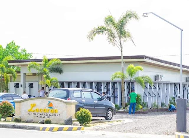 LACARAN Thai & Filipino Restaurant