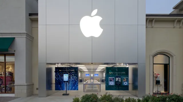 Apple Renaissance at Colony Park