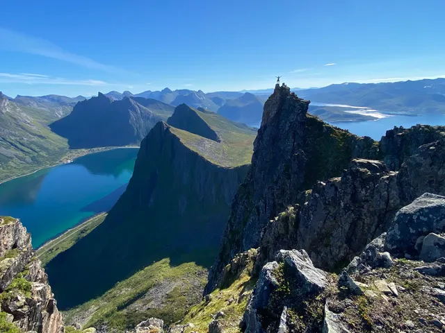 Husfjellet Trail Head