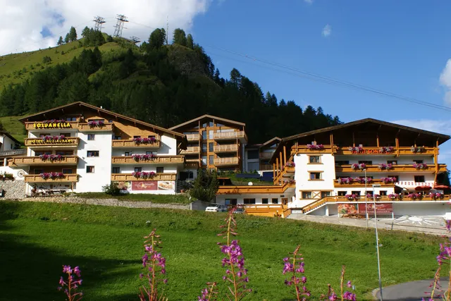 Sonnenhotel Soldanella - Sonneck
