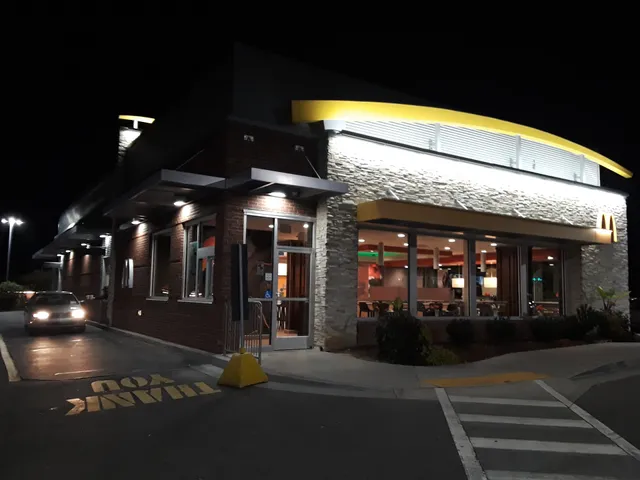 Walnut Creek Shopping Center