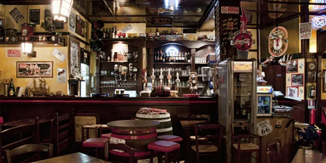 Pub Olimpo Street 66