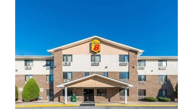 Super 8 by Wyndham Front Royal