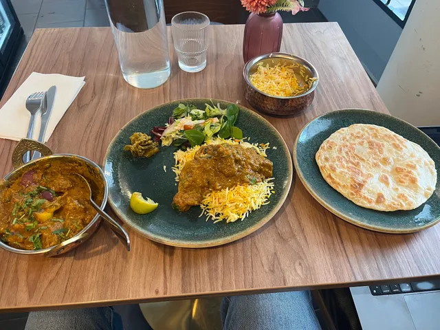 Haandi curry & streetfood