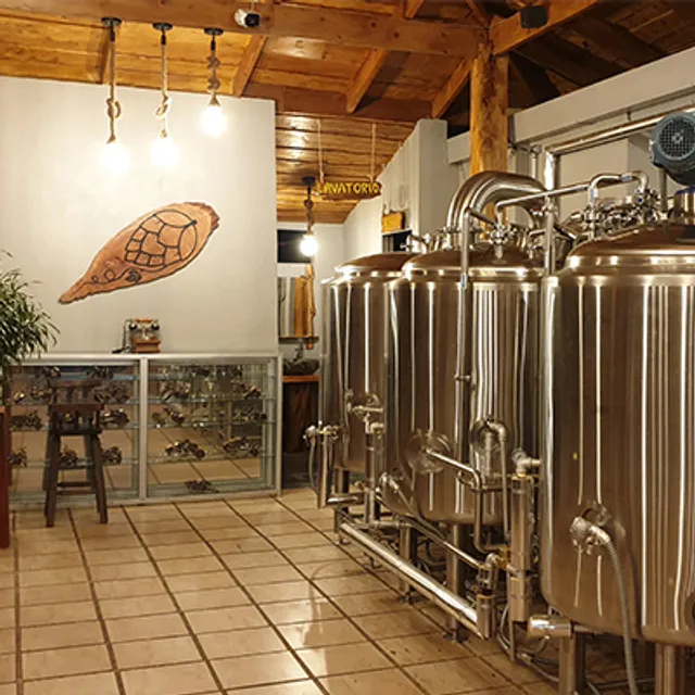 Cervecería, Bar y Restaurante Chirripóberg