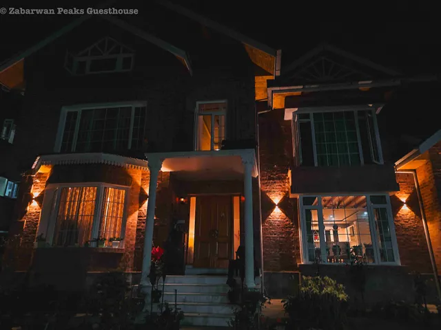 Zabarwan Peaks Villa