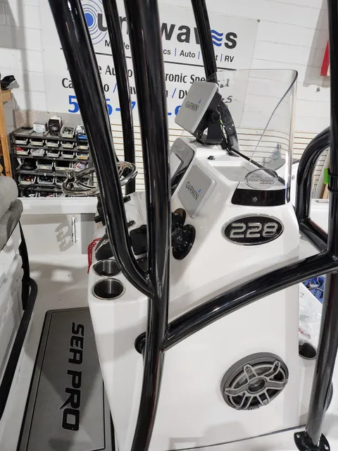 Soundwaves Mobile Electronics