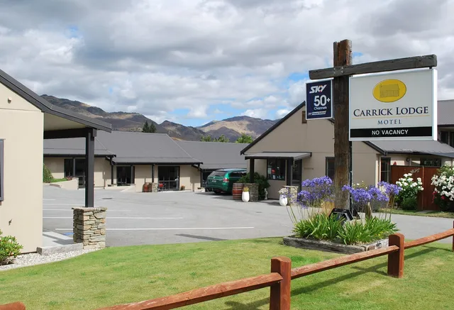 Carrick Lodge Motel