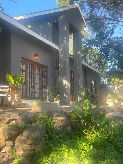 12 On York Guesthouse