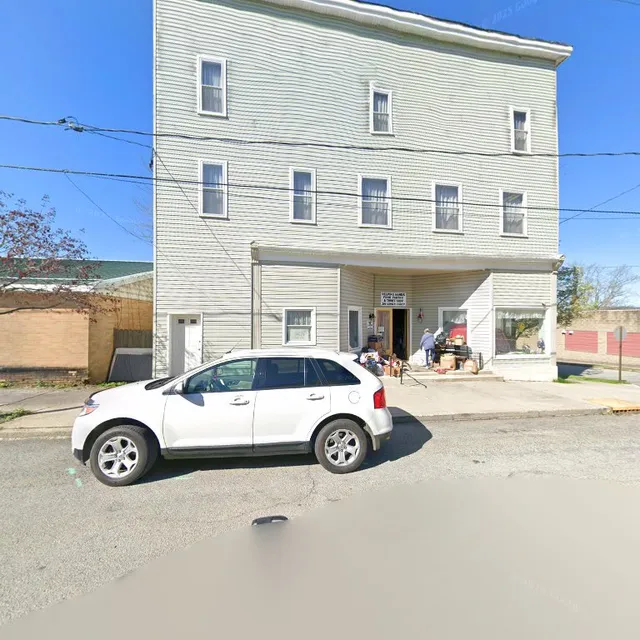 Helping Hand Food Pantry