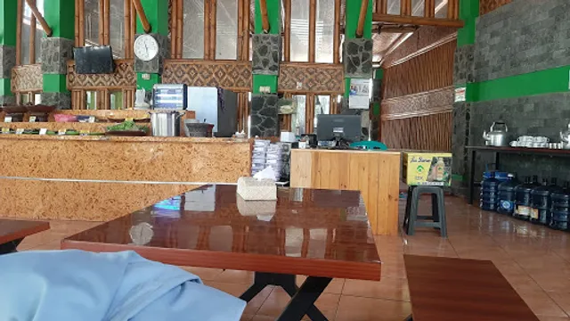 Resto Sunda Kampung Budaya