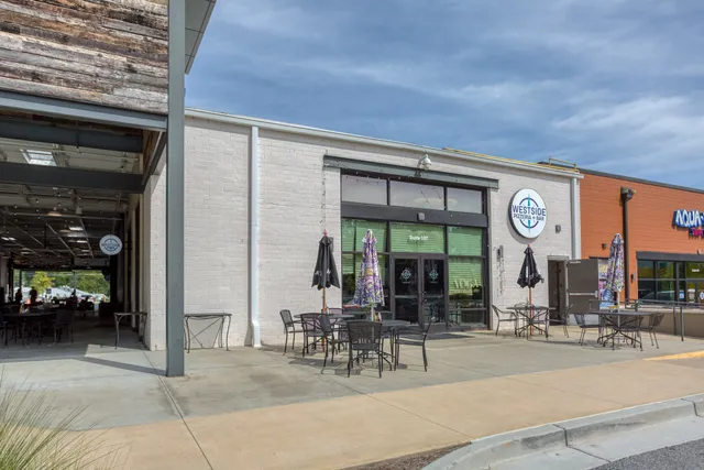 Westside Pizzeria + Bar