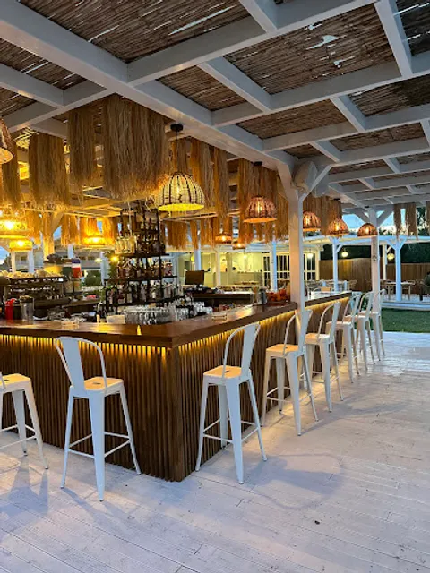 Lalupa Beach Bar Restaurant-Cocktails