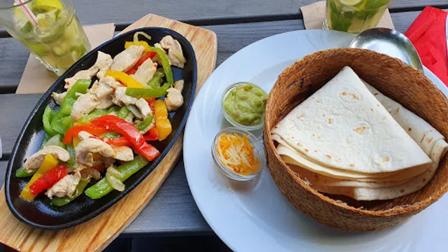 Sombrero Cantina Y. Bar Mexicano